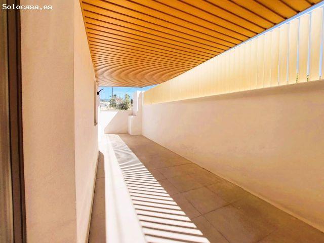 Moderna Vivienda a Estrenar con Piscina Privada en Estepona