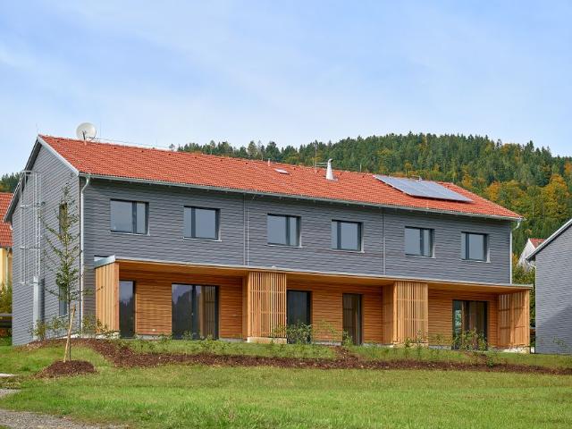 Moderne Maisonette mit Garten