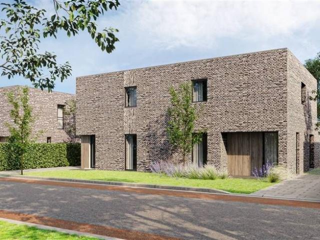 MODERNE NIEUWBOUWWONING OP ZEER CENTRALE DOCH RUSTIGE LIGGIN