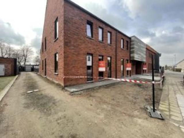 Moderne nieuwbouwwoning ruwbouw winddicht