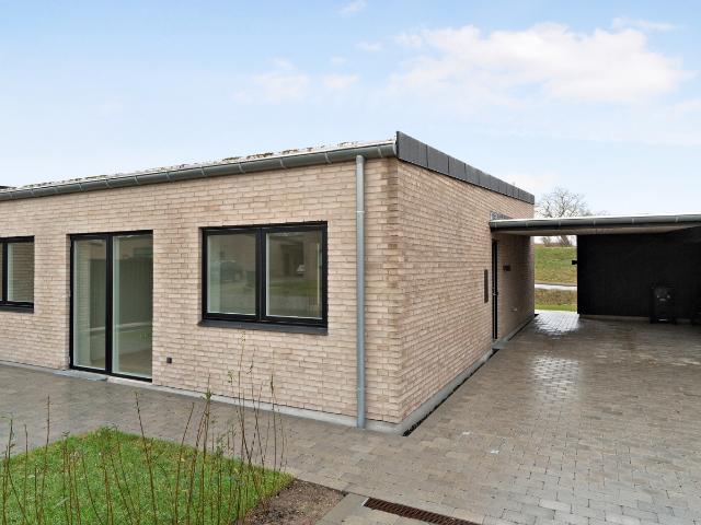 Moderne og indbydende rækkehus med 3 soveværelser i Smørum – tæt på København Nordic Housing