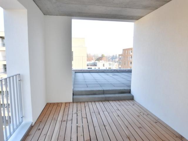 Moderne Attikawohnung mit 2 Terrassen zu vermieten