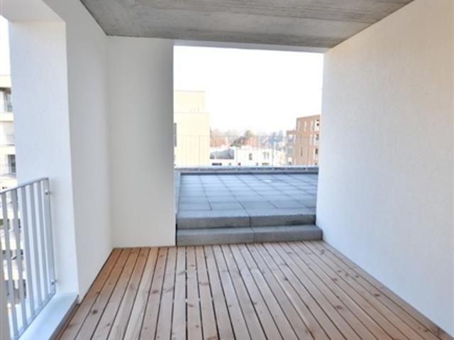 Moderne Attikawohnung mit 2 Terrassen zu vermieten