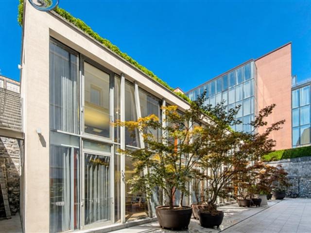 Moderne Architektur in der Altstadt von Lugano