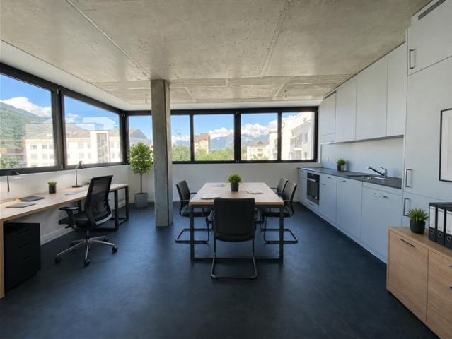 Moderne Büro /Praxiswohnung mit 3,5 Zimmern im 3. Stock
