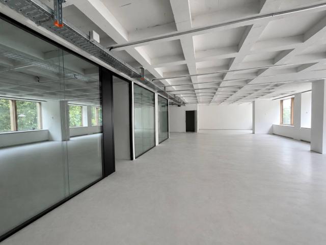MODERNE BÜROS IN IDEALER LAGE ZWISCHEN DEM BAHNHOF CORNAVIN UND DEM SEE