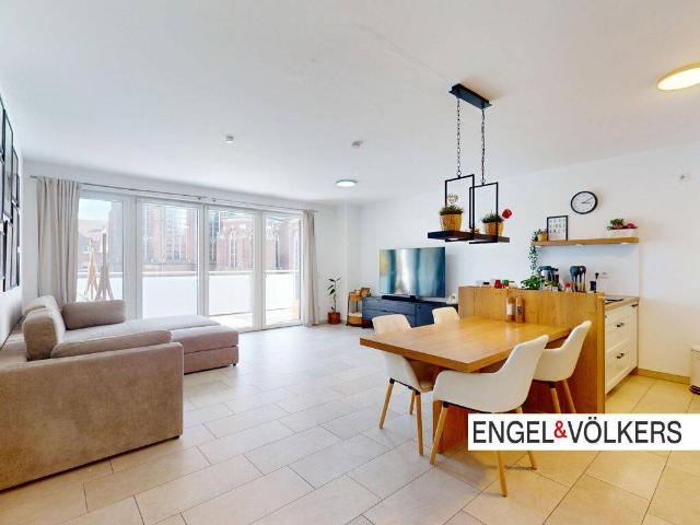 Moderne Eigentumswohnung mit Tiefgaragenstellplatz, Balkon und hochwertiger Einbauküche