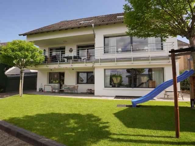 Moderne ca. 95 m² große 4 Zimmer Wohnung mit Tageslichtbad ruhig gelegen im Hagener Süden