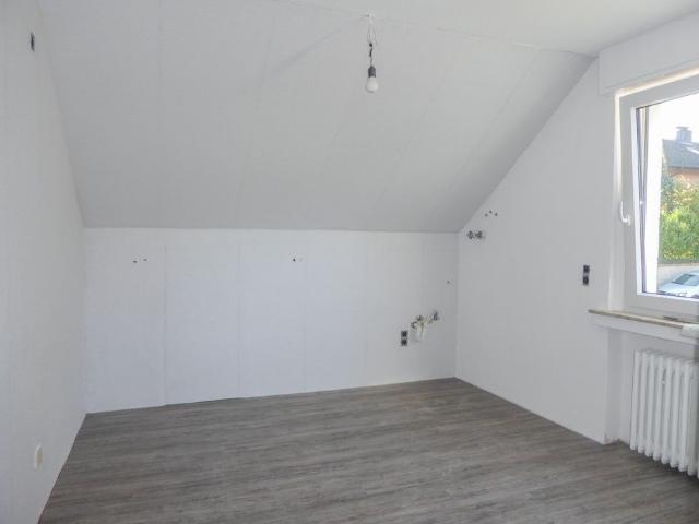 Moderne ca. 95 m² große 4 Zimmer Wohnung mit Tageslichtbad ruhig gelegen im Hagener Süden