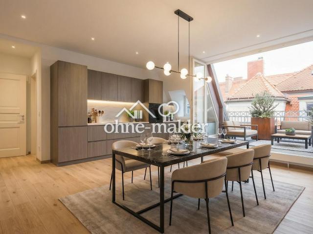 Moderne Dachterrassen Maisonette Wohnung mit denkmalgeschütztem Altbauflair
