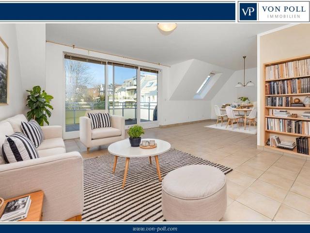 Komfort Dachgeschoss Wohnung mit Sonnenbalkon * Barrierearm