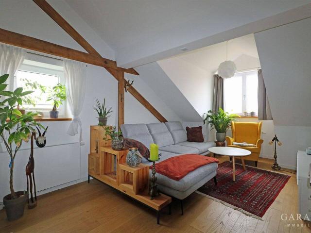 Moderne Dachgeschosswohnung Lukrative Kapitalanlage oder Selbstbezug