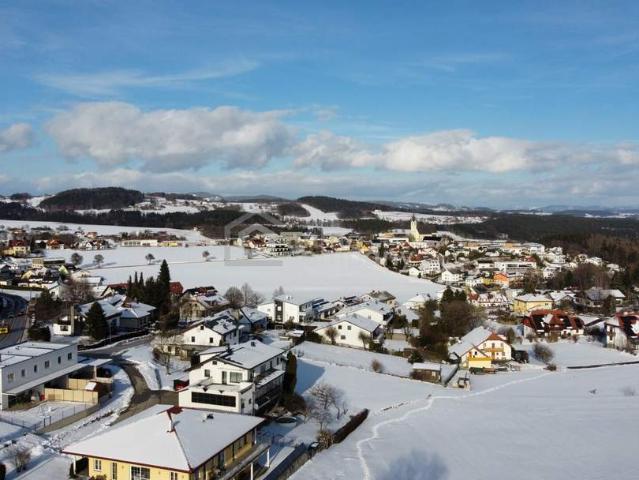 Moderne Doppelhaushälfte mit atemberaubender Aussicht