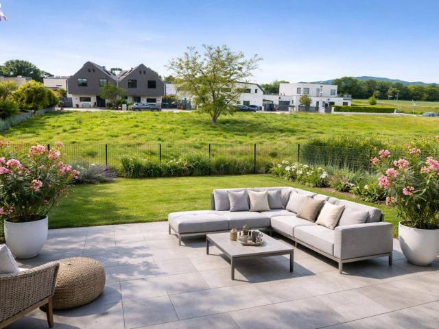 Moderne Doppelhaushälfte mit Garten – Wohnen am Rand von Mödling