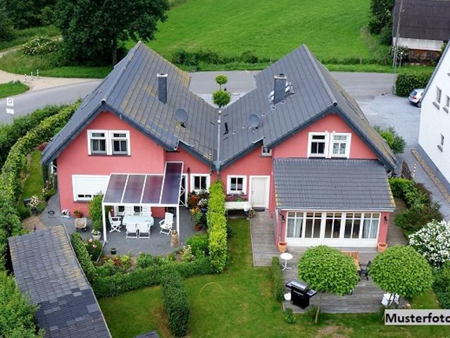 Moderne Einfamilien Doppelhaushälfte mit Einliegerwohnung provisionsfrei