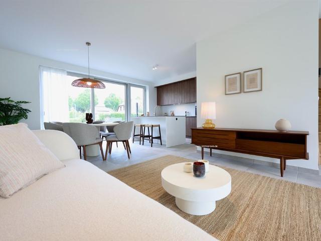 Moderne gesloten energiezuinige nieuwbouwwoning 219 m² LOT 05