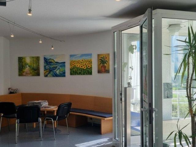 Moderne, helle Ordination/ Gemeinschafts Praxis im nachgefragten Wohnpark in Haid – Ansfelden – ab Jänner 2026 verfügbar