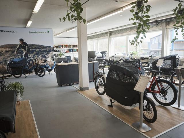 Moderne, helle Gewerbefläche mit vielseitigen Nutzungsmöglichkeiten