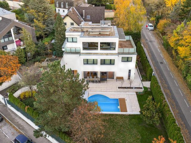 Moderne High End Villa in exklusiver Traumlage
