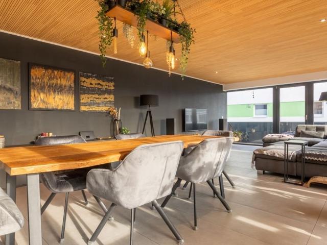 Moderne, hochwertige und lichtdurchflutete Wohnung in zentrumsnaher Lage von Tiengen barrierefrei