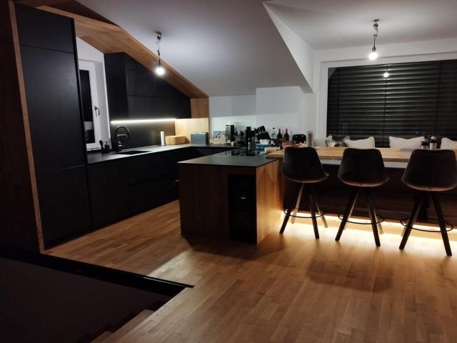 Moderne Penthouse Wohnung im Zentrum