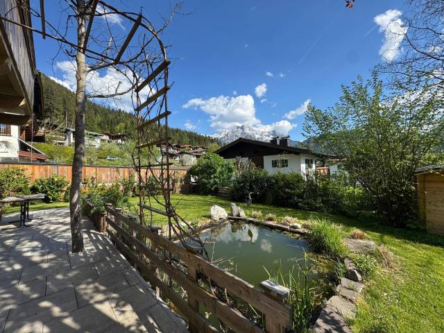 Moderne Ruheoase mit wunderschönem Bergblick