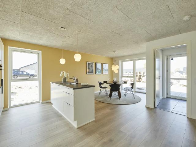 Moderne rækkehus med 4 værelser i Haslev