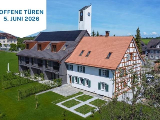 Moderne Reiheneinfamilienhäuser beim Meierhof