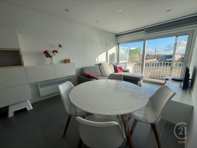 Moderne Studio op Toplocatie in Westende Bad met Slaaphoe.