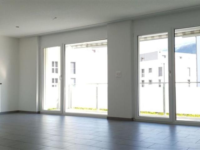 moderne und grossräumige 3.5 Zimmerwohnung in Gehdistanz zum Walensee