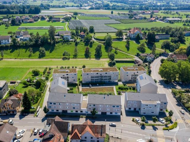 Moderne und gut erschlossene Überbauung an attraktiver, familienfreundlicher Lage