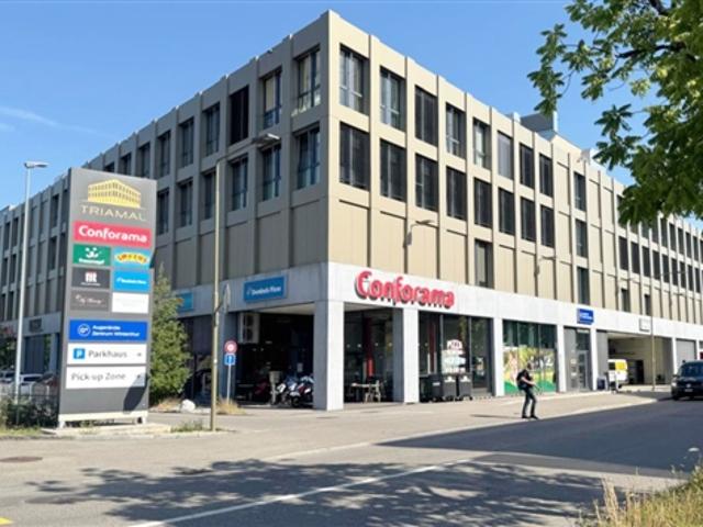 Moderne und helle Gewerbefläche im Triamal
