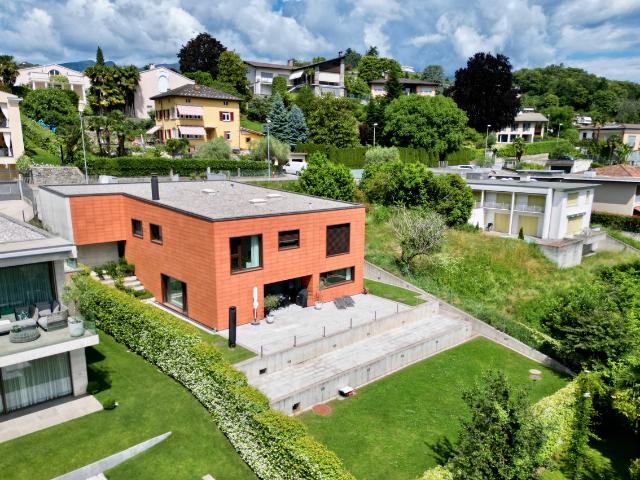 Moderne und ökologische Villa mit Standard Minergie in Breganzona