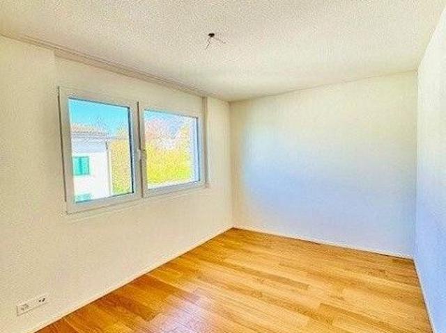 Moderne Wohnung an ruhiger Lage