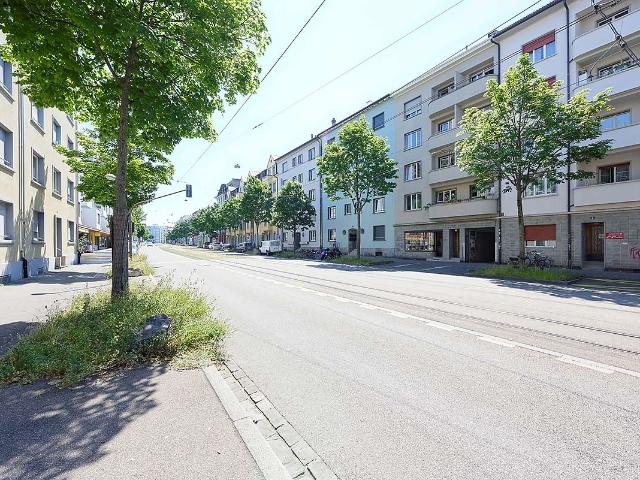 Moderne Wohnung mit eigenem Waschturm