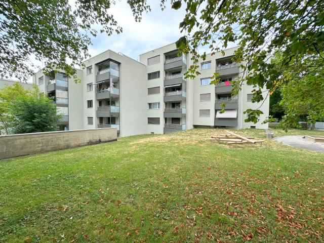 Moderne Wohnung mit Südbalkon