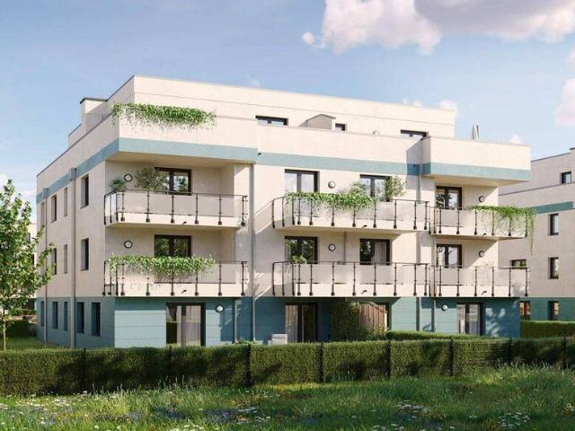 Moderne Wohnung mit zwei Bädern und Balkon
