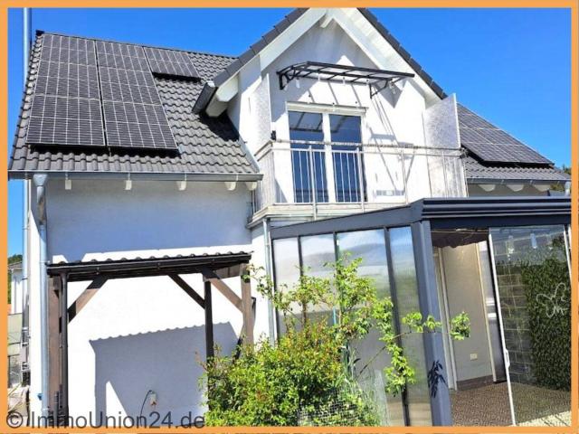 Moderne Wohnqualität in ruhiger Lage freistehendes 146 qm Einfamilienhaus mit Gartenidylle