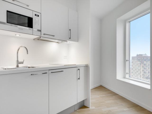 Moderne 1 værelses med fælles tagterrasse i Valby