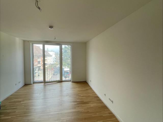 Moderne 1 Zimmerwohnung im 2. OG mit Aufzug und Stellplatz!
