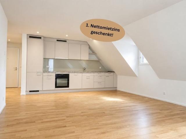 Moderne 2.5 Zimmer Maisonettewohnung