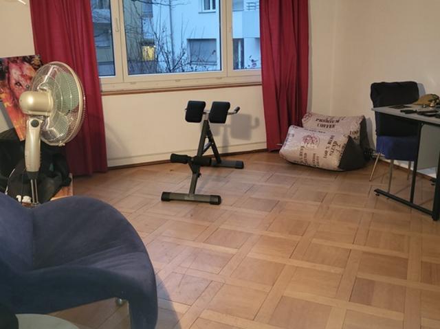 Moderne 2.5 Zimmer Wohnung mit Balkon in Zrich Oerlikon 1 Jahr befristet