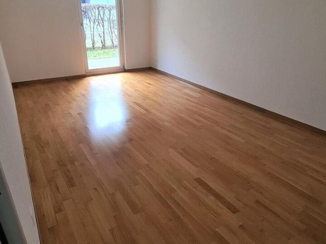 Moderne 2.5 ZW à 67 m² im EG