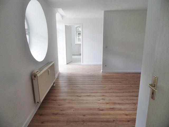 moderne 2 Raum Wohnung mit Terrasse