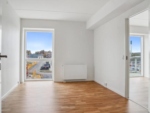Moderne 2 værelses lejlighed i Odense SV
