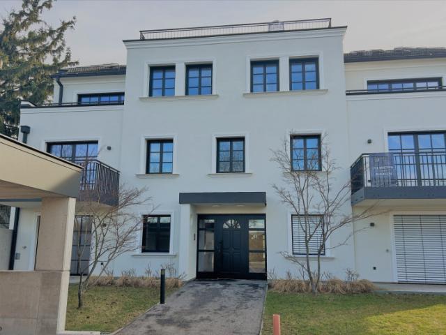 Moderne 2 Zi Wohnung in Langenlebarn mit Balkon, Stellplatz & Fußbodenheizung!