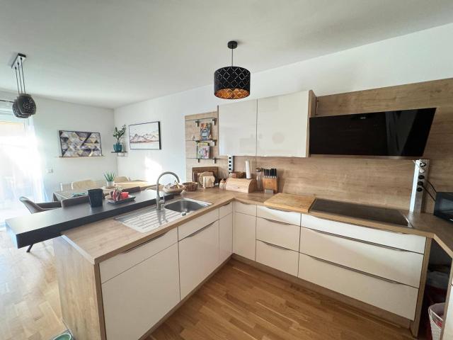 Moderne 2 Zimmer Eigentumswohnung 62m² mit Garten, Carport in Mühldorf b. Feldbach