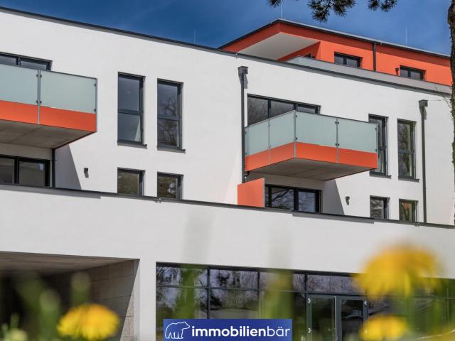 Moderne 2 Zimmer Gartenwohnung Top 4 mit Balkon im Föhrenpark Wels