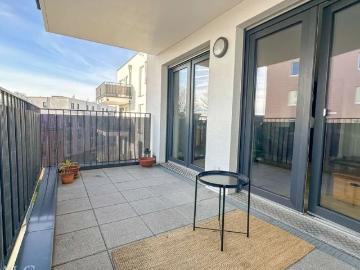 Senioren freundliches hotsell Single-Appartement 2-Raumwohnung mit Aufzug