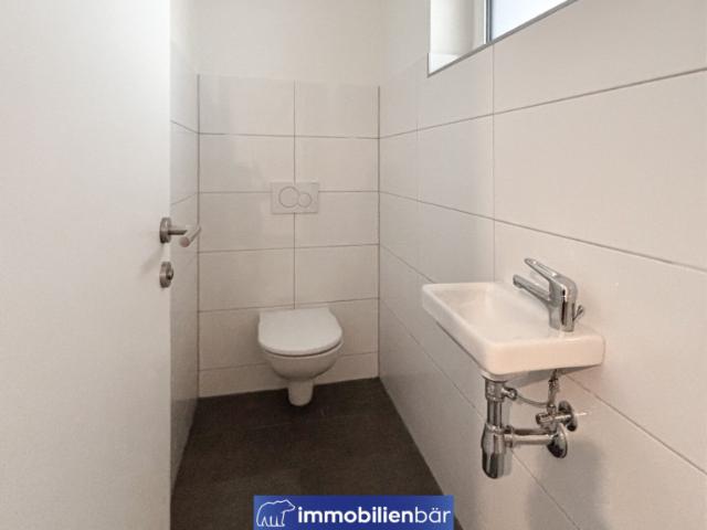 Moderne 2 Zimmer Wohnung mit großzügiger Loggia & TG Stellplatz